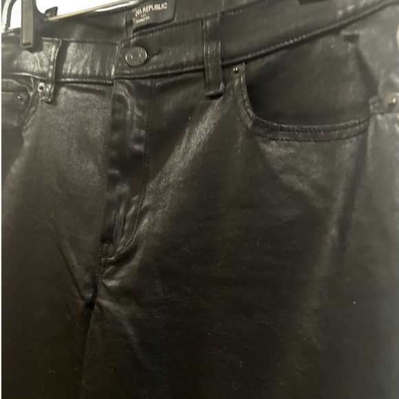 Banana Republic Mid- Rise Skinny stretch Coated Jean Size 29/8R Black - Picture 2 of 9